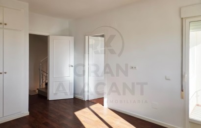 Resale - Casa Tipo Dúplex - Gran alacant - Carabasí