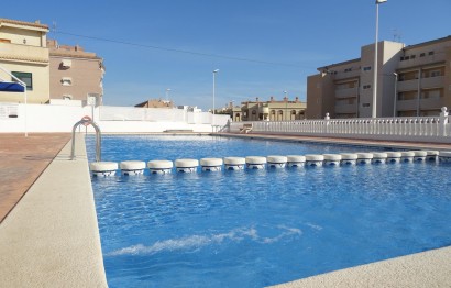 Resale - Bungalow - Santa Pola - Calas de Santiago Bernabeu