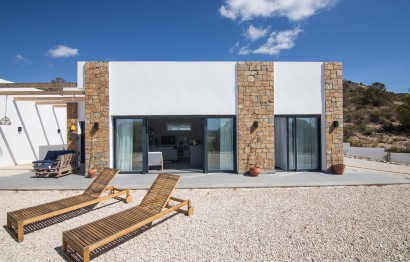 Resale - Villa - La Romana - ALCANA