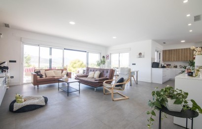 Resale - Villa - La Romana - ALCANA