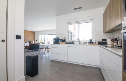 Resale - Villa - La Romana - ALCANA