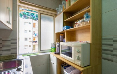 Resale - Apartment / flat - Santa Pola - Playa Levante