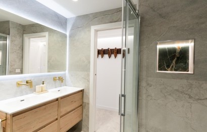 Resale - Apartment / flat - Santa Pola - Centro