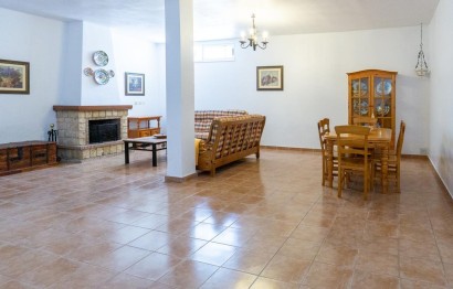 Resale - Casa - Elche Pedanías - Valverde