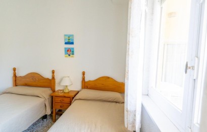 Resale - Apartment / flat - Santa Pola - Club nautico