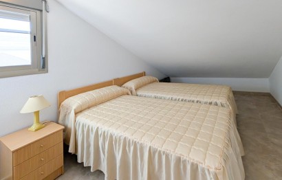 Resale - Apartment / flat - Santa Pola - Gran Playa