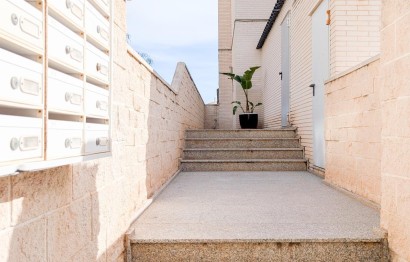 Resale - Apartment / flat - Santa Pola - Gran Playa