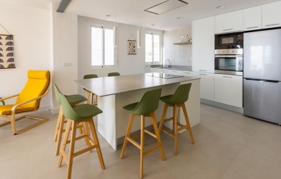 Resale - Apartment / flat - Santa Pola - Centro