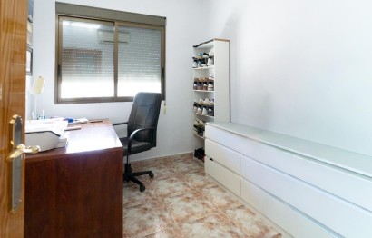 Resale - Villa - Crevillent - Comunidad valenciana