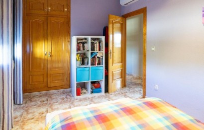 Resale - Villa - Crevillent - Comunidad valenciana