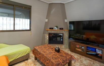 Resale - Villa - Crevillent - Comunidad valenciana
