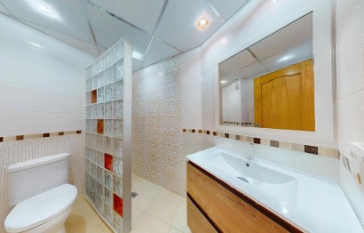 Resale - Apartment / flat - Alicante - Carolinas Bajas