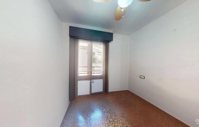 Resale - Apartment / flat - Alicante - Carolinas Bajas