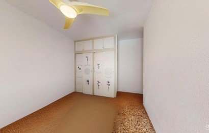 Resale - Apartment / flat - Alicante - Carolinas Bajas