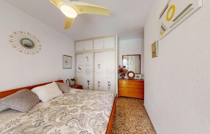 Resale - Apartment / flat - Alicante - Carolinas Bajas