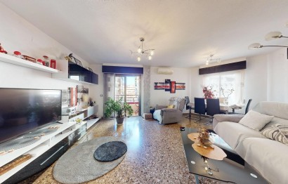 Resale - Apartment / flat - Alicante - Carolinas Bajas