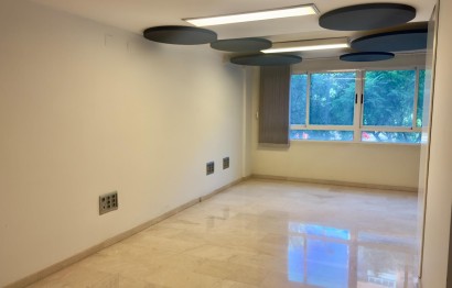 Resale - Commercial - Alicante - Vistahermosa