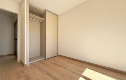 Resale - Apartment / flat - Hondón de las Nieves - Pueblo