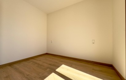 Resale - Apartment / flat - Hondón de las Nieves - Pueblo