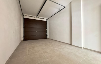 Resale - Apartment / flat - Hondón de las Nieves - Pueblo