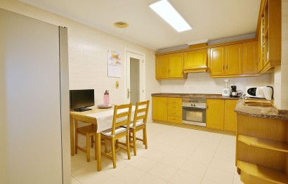 Resale - Apartment / flat - Elche - Corazon de Jesus