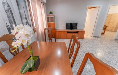 Resale - Apartment / flat - Elche - Sector V