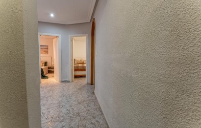Resale - Apartment / flat - Elche - Sector V