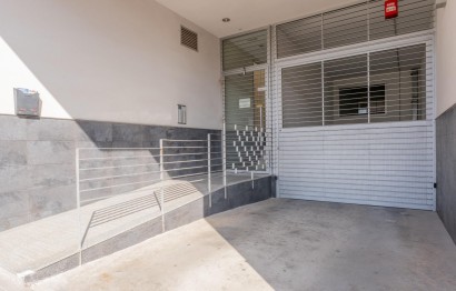 Resale - Apartment / flat - Dolores - Cervantes