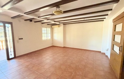 Reventa - Villa - Torrellano - Camino altet