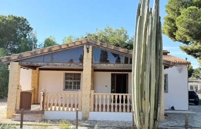 Reventa - Villa - Torrellano - Camino altet
