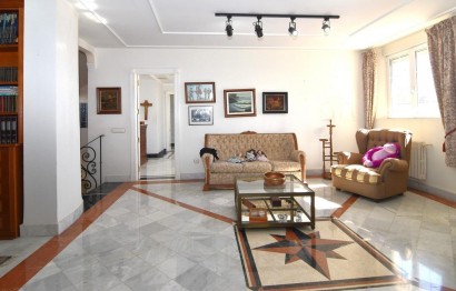 Resale - Villa - Matola - Algoda-Matola-Llano de San José
