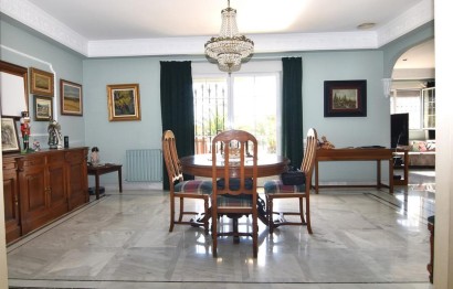 Resale - Villa - Matola - Algoda-Matola-Llano de San José