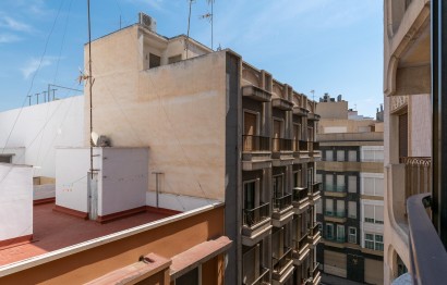 Reventa - Apartamento / piso - Elche - Centro