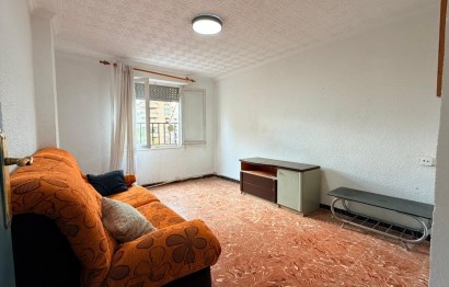 Reventa - Apartamento / piso - Elche - Reina Victoria-Miguel Hernández