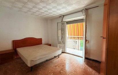 Reventa - Apartamento / piso - Elche - Reina Victoria-Miguel Hernández