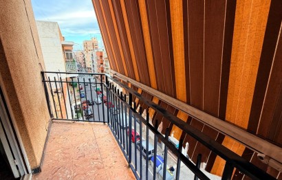 Reventa - Apartamento / piso - Elche - Reina Victoria-Miguel Hernández