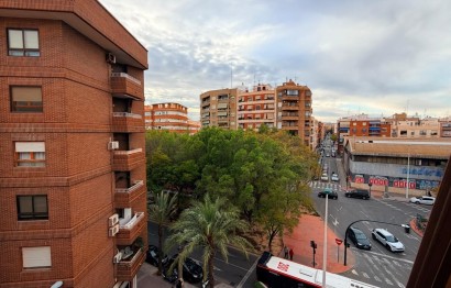 Reventa - Apartamento / piso - Elche - Reina Victoria-Miguel Hernández