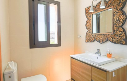 Reventa - Apartamento / piso - Arenales del Sol - Calle valladolid